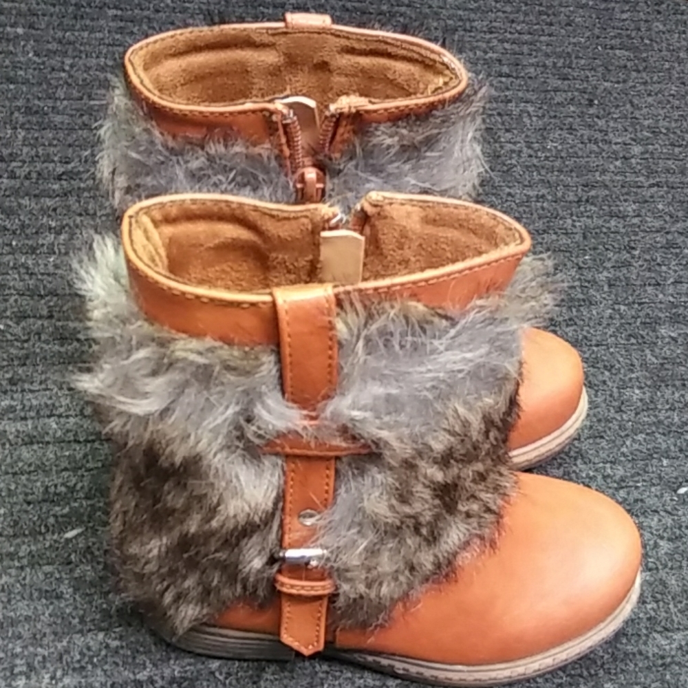 Girls Boots